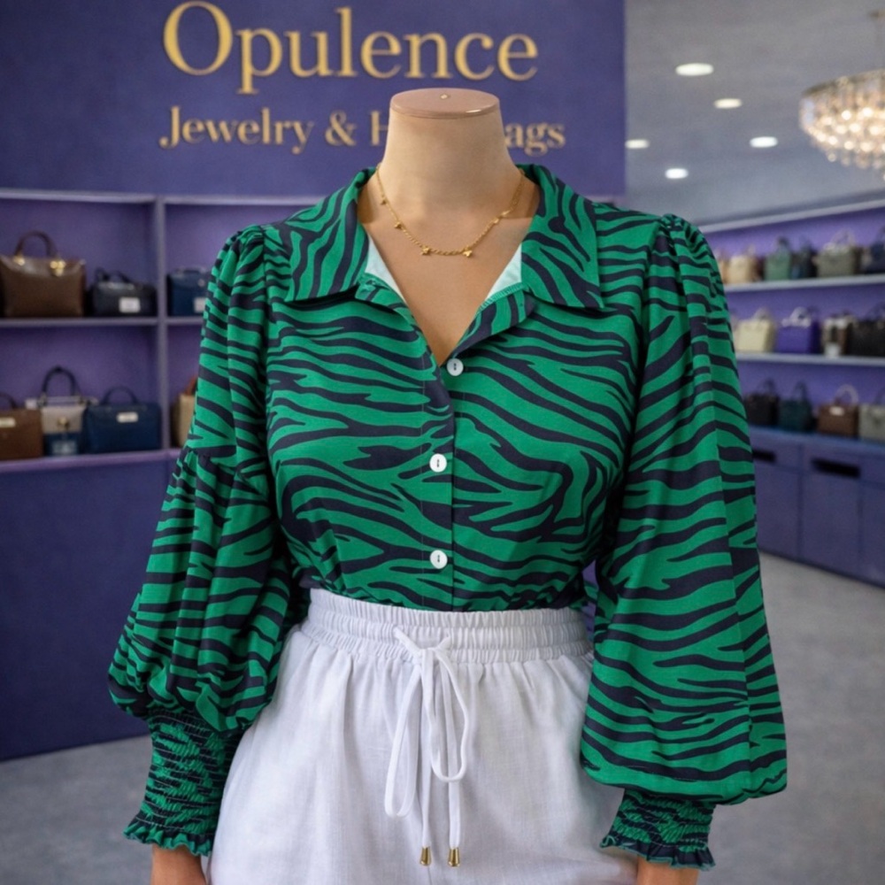 Green n Black Wavy Print Blouse